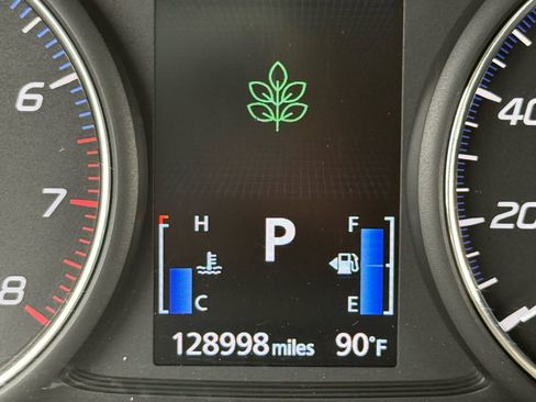 Used 2016 Mitsubishi Outlander SE image 24