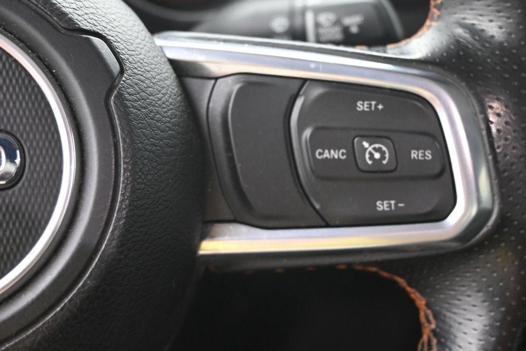 Used 2021 Jeep Gladiator Mojave w/ Cold Weather Group AWD/4WD image 27