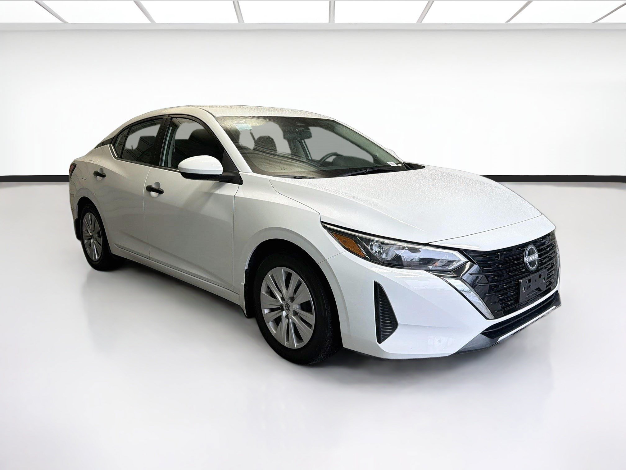 Used 2025 Nissan Sentra S FWD image 3