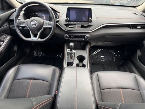Used 2022 Nissan Altima 2.5 SR FWD image 15