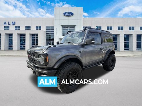 Used 2023 Ford Bronco Wildtrak image 1