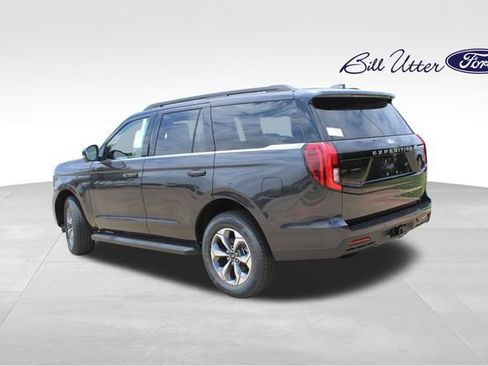 New 2027 Ford Expedition Active RWD image 4