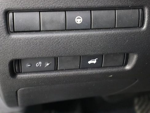 Used 2021 Nissan Rogue SL AWD/4WD image 23