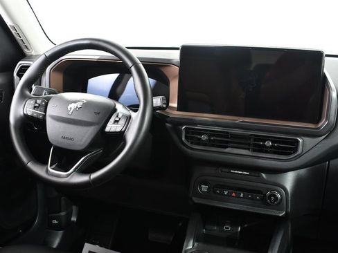 Used 2025 Ford Bronco Sport Outer Banks w/ Outer Banks Tech Package+ AWD/4WD image 8