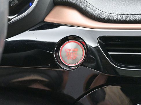 Used 2022 Acura MDX SH-AWD image 29