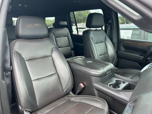 Used 2021 Chevrolet Suburban High Country RWD image 43