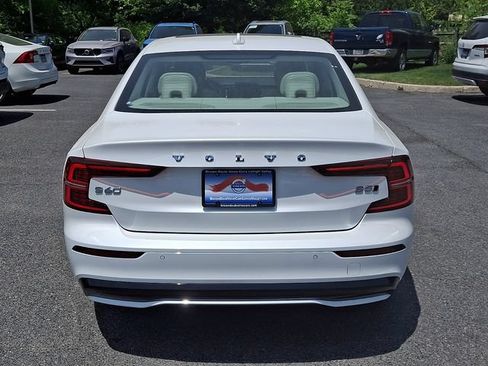 Used 2024 Volvo S60 B5 Core w/ Climate Package AWD/4WD image 5