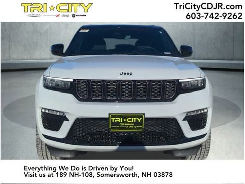 New 2025 Jeep Grand Cherokee Summit image 8