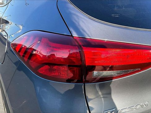Used 2019 Hyundai Tucson SEL image 28