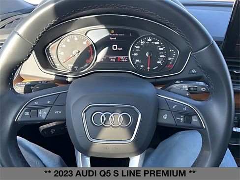 Used 2023 Audi Q5 2.0T Premium w/ Convenience Package image 22
