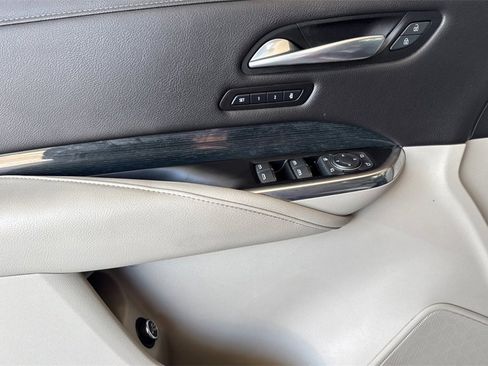 Used 2019 Cadillac XT4 Premium Luxury w/ Driver Awareness Package image 14