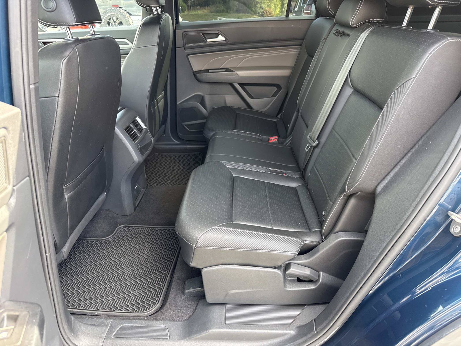Used 2021 Volkswagen Atlas Cross Sport SE AWD/4WD image 28