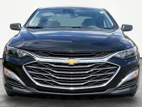 Used 2023 Chevrolet Malibu LS FWD image 2