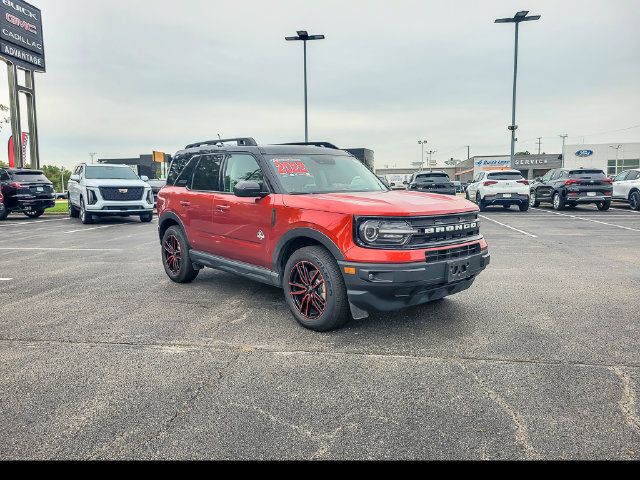 Used 2022 Ford Bronco Sport Outer Banks w/ Tech Package AWD/4WD image 6