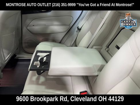 Certified 2024 Volvo XC60 B5 Plus w/ Protection Package Premier AWD/4WD image 38
