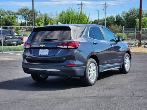 Used 2022 Chevrolet Equinox LT FWD image 3
