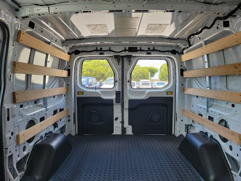 Used 2025 Ford Transit 250 Low Roof w/ Exterior Upgrade Package RWD image 13