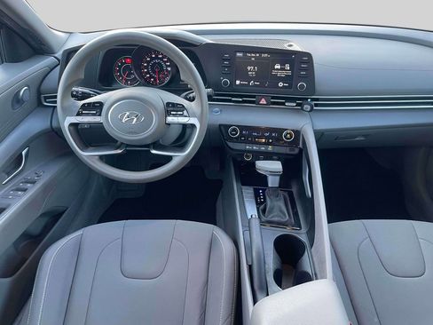 Certified 2023 Hyundai Elantra SEL image 13