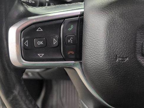Used 2019 RAM 1500 Laramie AWD/4WD image 11