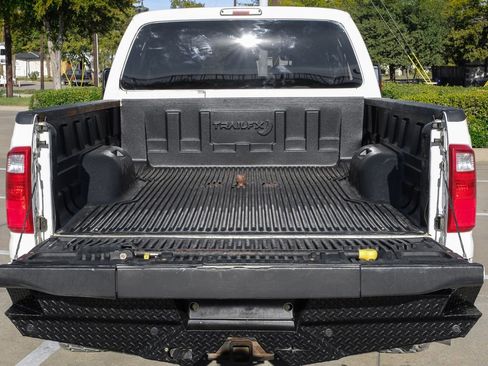 Used 2014 Ford F250 Platinum w/ FX4 Off-Road Package image 44