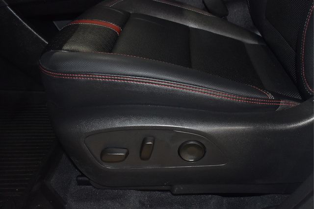 Used 2024 Chevrolet Traverse RS w/ LPO, Floor Liner Package AWD/4WD image 36
