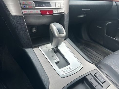 Used 2012 Subaru Outback 2.5i Limited w/ Moonroof Pkg image 22