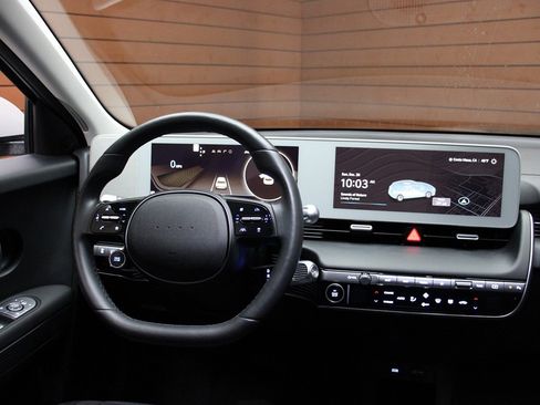 Used 2024 Hyundai Ioniq 5 SEL image 19