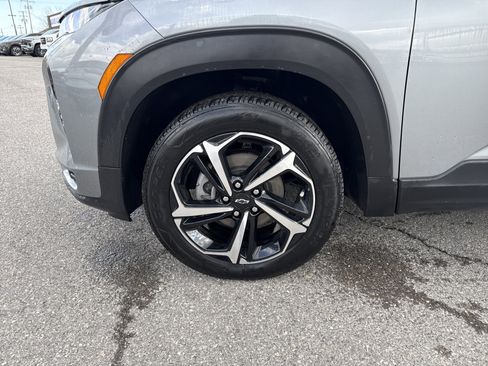 Used 2023 Chevrolet TrailBlazer RS w/ Convenience Package image 11