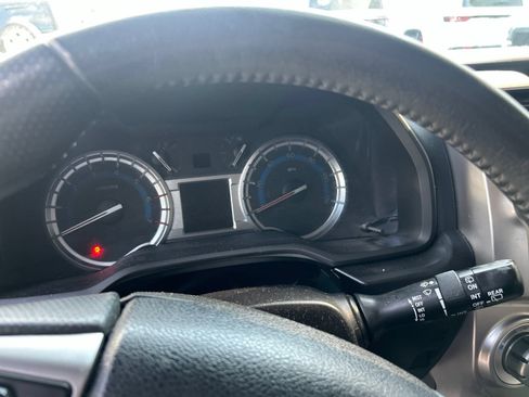 Used 2016 Toyota 4Runner Limited RWD image 6