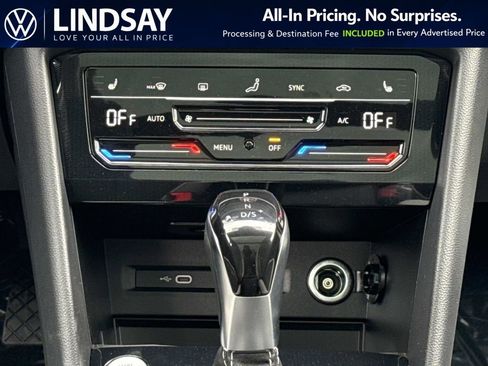 New 2026 Volkswagen Taos SE AWD/4WD image 15