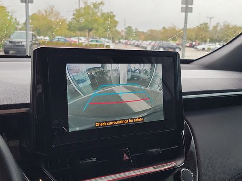 Certified 2024 Toyota Corolla Cross SE image 22