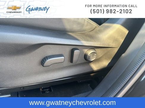 Used 2023 Subaru Forester Limited image 21