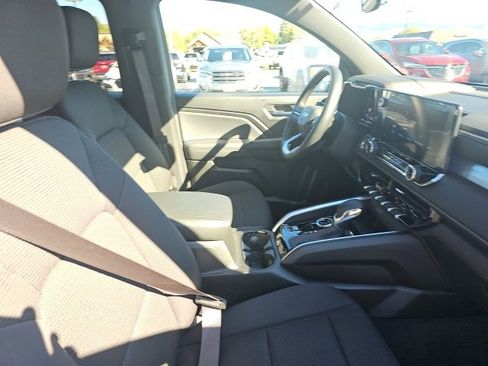 Used 2024 Chevrolet Colorado LT image 20