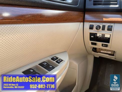 Used 2014 Subaru Outback 2.5i Limited w/ Moonroof Package AWD/4WD image 32