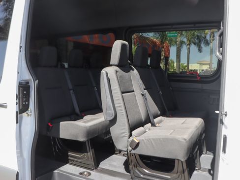 Used 2026 Mercedes-Benz Sprinter 2500 image 14