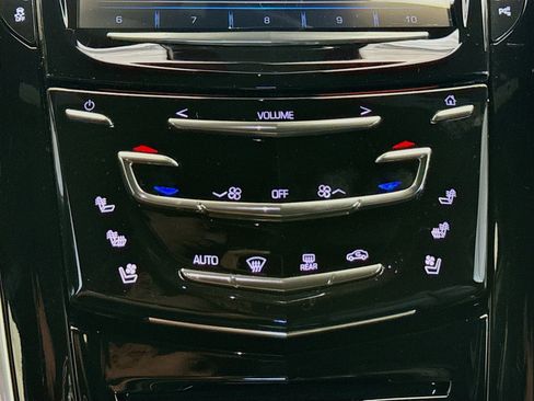 Used 2020 Cadillac Escalade Platinum image 10