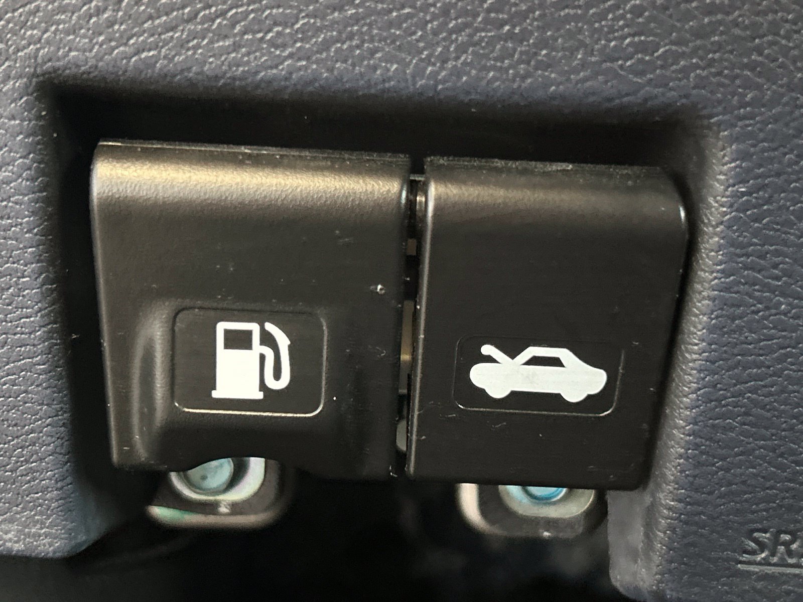 Used 2023 Nissan Kicks SV FWD image 17