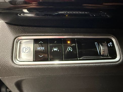 Used 2024 Buick Envision Preferred AWD/4WD image 15