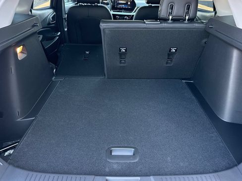 New 2026 Chevrolet Trax LT FWD image 15