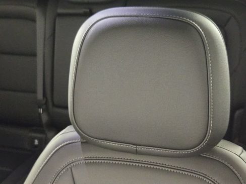 New 2026 Chevrolet Equinox LT w/ Convenience Package II FWD image 27