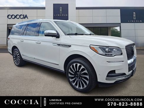 Certified 2024 Lincoln Navigator L Black Label AWD/4WD image 3