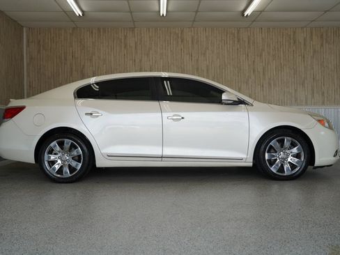 Used 2011 Buick LaCrosse CXS w/ Driver Confidence Package FWD image 6