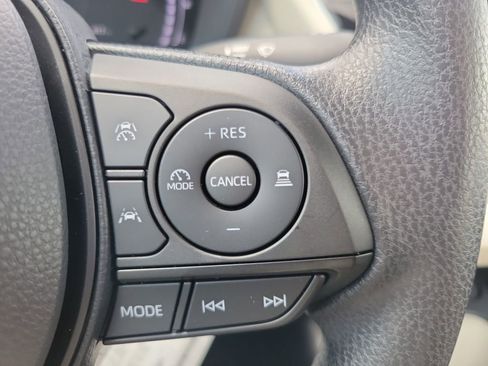 Used 2026 Toyota Corolla LE w/ LE Premium Package FWD image 28