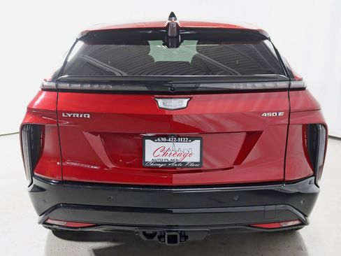 Used 2024 Cadillac Lyriq Sport image 13