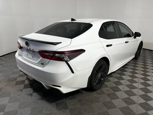 Certified 2021 Toyota Camry SE w/ Carpet Mat Package (TMS) image 5