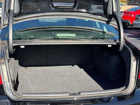 Used 2014 Volkswagen Passat Wolfsburg Edition image 12