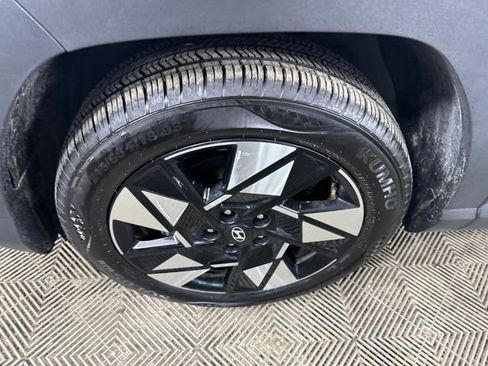 Used 2024 Hyundai Kona SEL w/ Convenience Package image 10