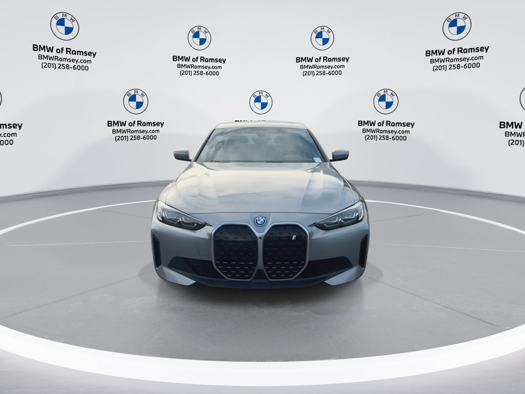 Used 2024 BMW i4 eDrive40 w/ Premium Package RWD image 3
