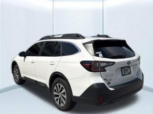 Used 2020 Subaru Outback Premium w/ Popular Package #1 AWD/4WD image 2