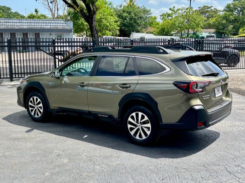 Used 2025 Subaru Outback Premium w/ Popular Package #1A AWD/4WD image 4